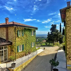 Farm stay La Vineria Di San Mattia, Verona